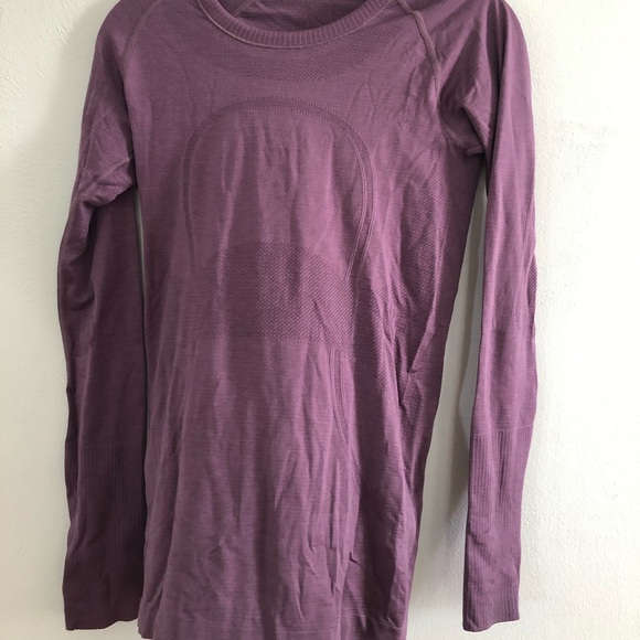 lululemon athletica Tops - Lululemon swiftly tech long sleeve shirt